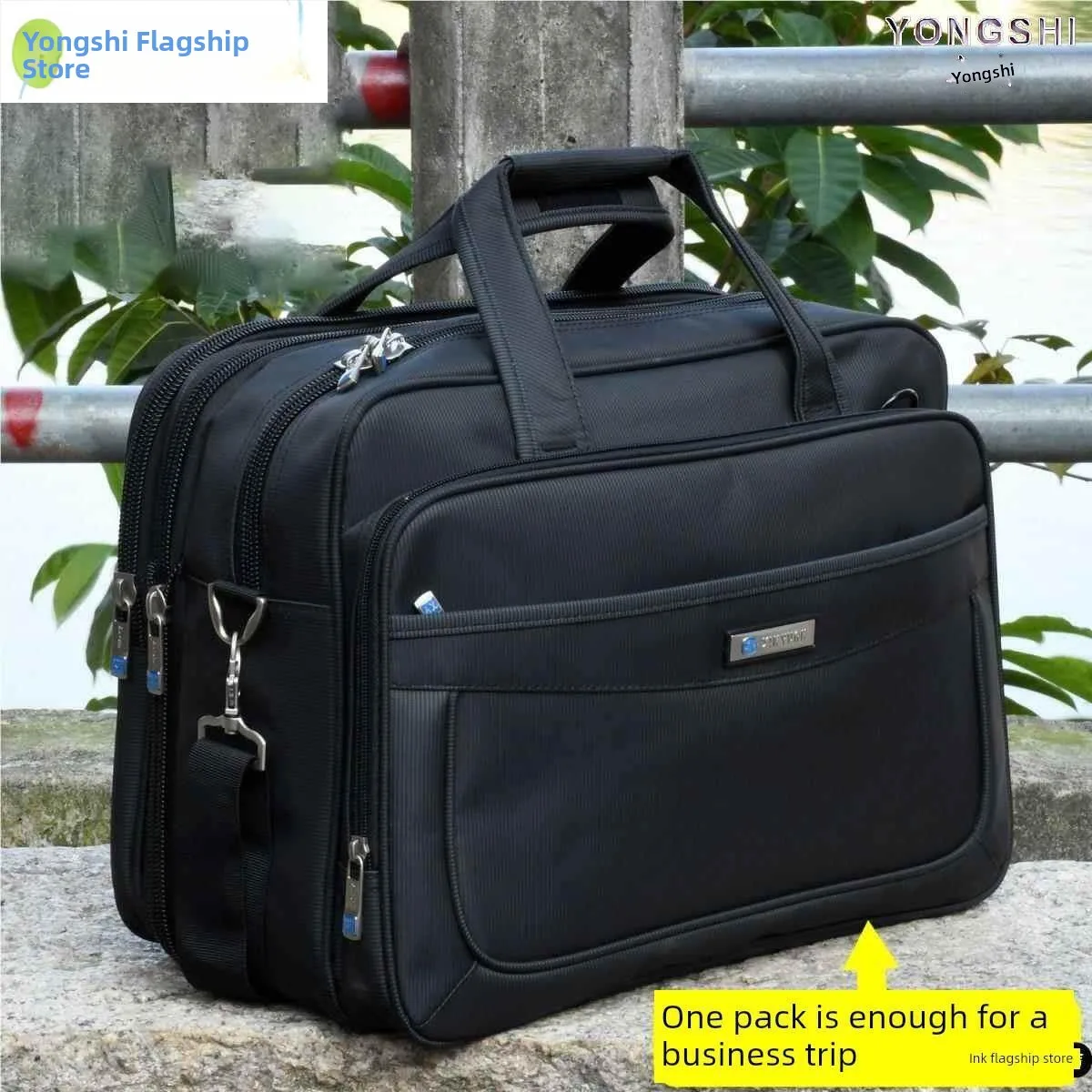 

Large Capacity Oxford Cloth Computer Bag Business Trip Work Bag Men's Briefcase Casual Crossbody Bag Soft Handle Zipper Closure