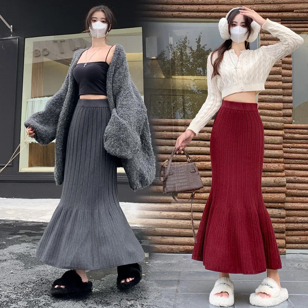 2024 New Autumn Winter Women High Waist Slim Long Skirt High Quality Fashion Pit Strip Mermaid Hem Knitted Skirt