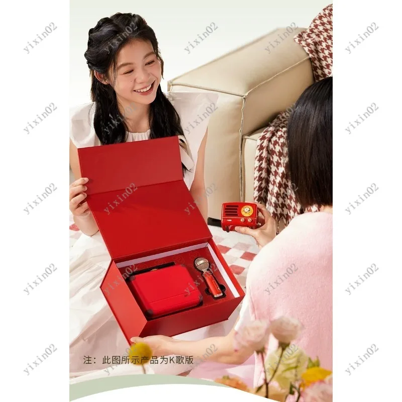 Retro Mini Bluetooth Speaker Wireless Portable FM Radio with Mic for Karaoke Gift view 3