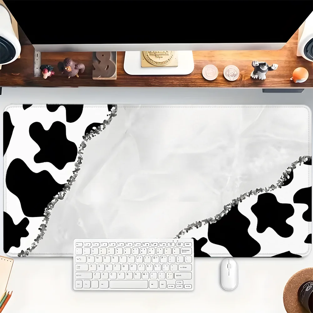 Black and White Mouse Pad Cute XXL Gaming Mousepad Rubber Base with Stitched Edge Non-Slip Desk Pad Computer Desk Accessories