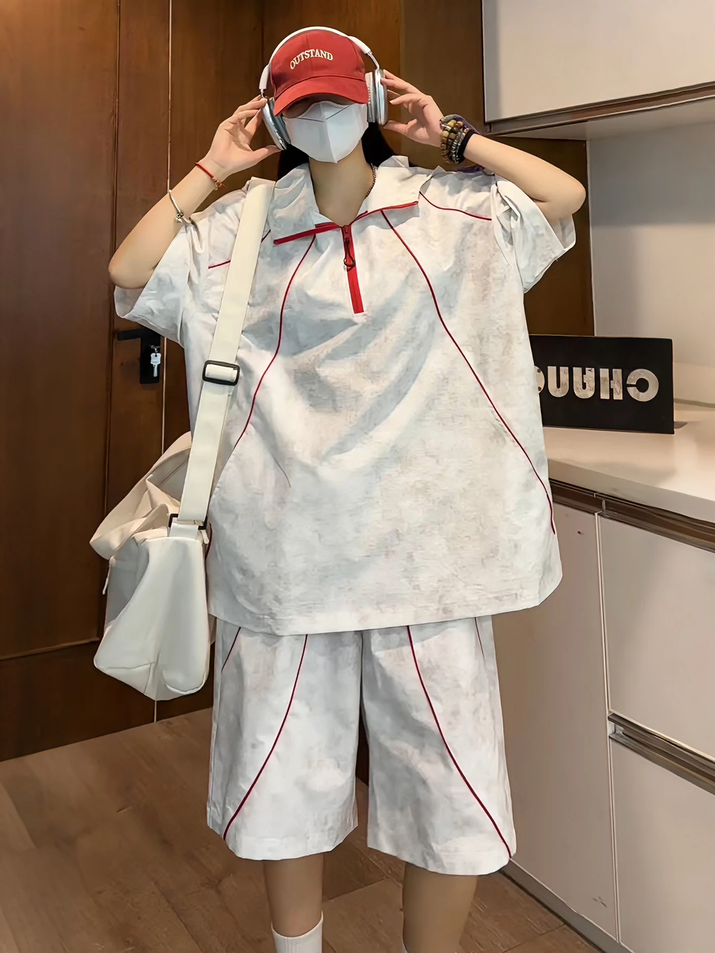 conjunto-de-camiseta-y-pantalones-cortos-con-textura-tenida-estilo-americano-ropa-deportiva-de-secado-rapido-de-manga-corta