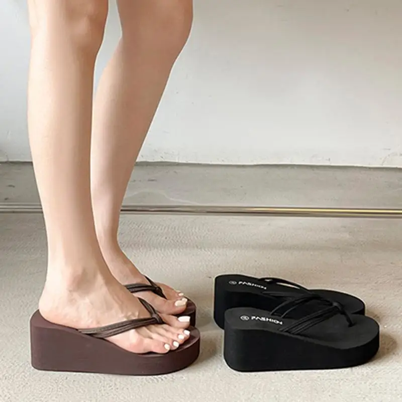 Weiche Plateau-Keilabsatz-Flip-Flops für Damen Sommer 2026 – Leichte EVA-Zehenstegsandalen mit dicker Sohle für den Strand – Detail 3