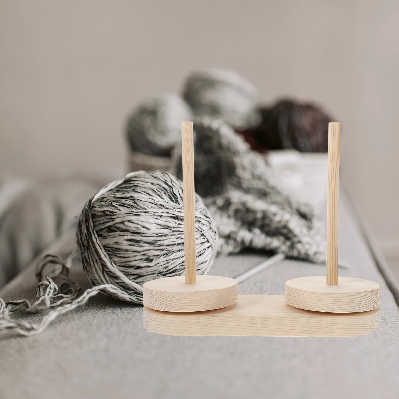 

1Pcs Rotatable Wooden Thread Holder Yarn Ball Rack Sewing Thread Organizer Yarn Storage Stand for DIY Embroidery Knitting