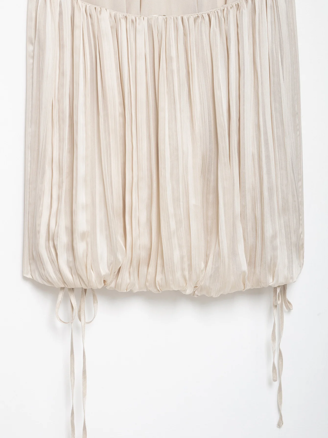 KONDALA Schickes Beige Sexy 2026 Damen-Top Sommer Neckholder-Plissee-Top Elegantes Rückenfreies Modisches Ärmelloses Damen-Oberteil – Detail 8