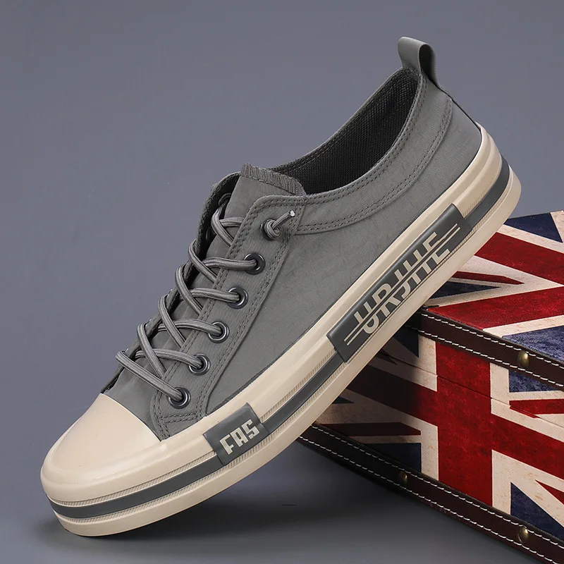 2025 spring New Men's Canvas shoes Comfortable Low-cut Vulcanized Shoes fashion Men's Espadrille Non-slip Casual Shoes Man Flats