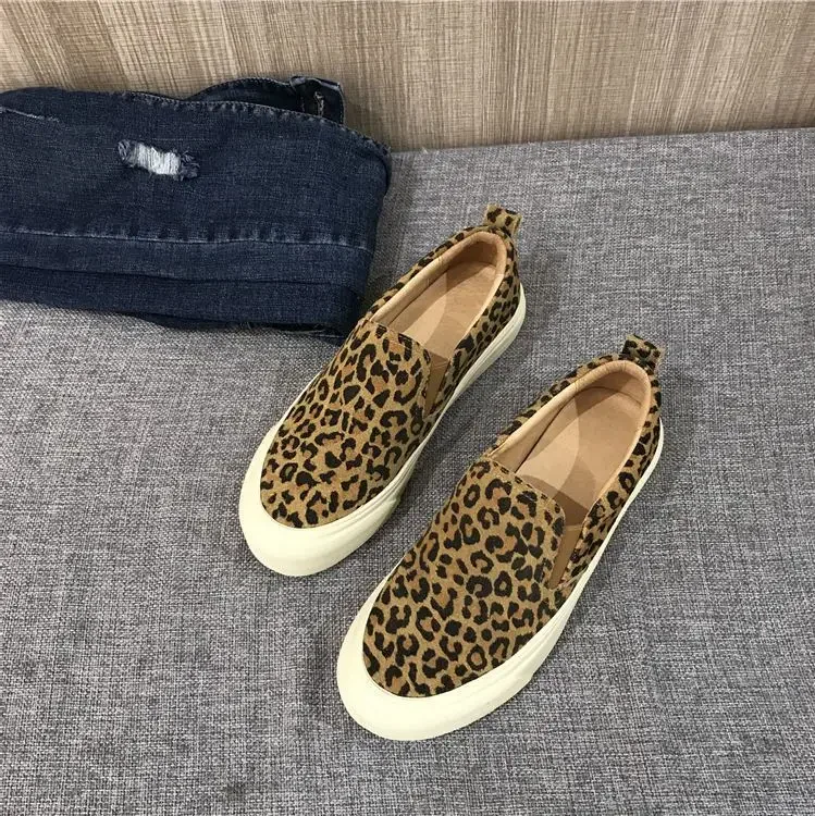 Tênis Leopard Slip-On para mulheres, sapatos casuais, mocassins planos confortáveis, designer