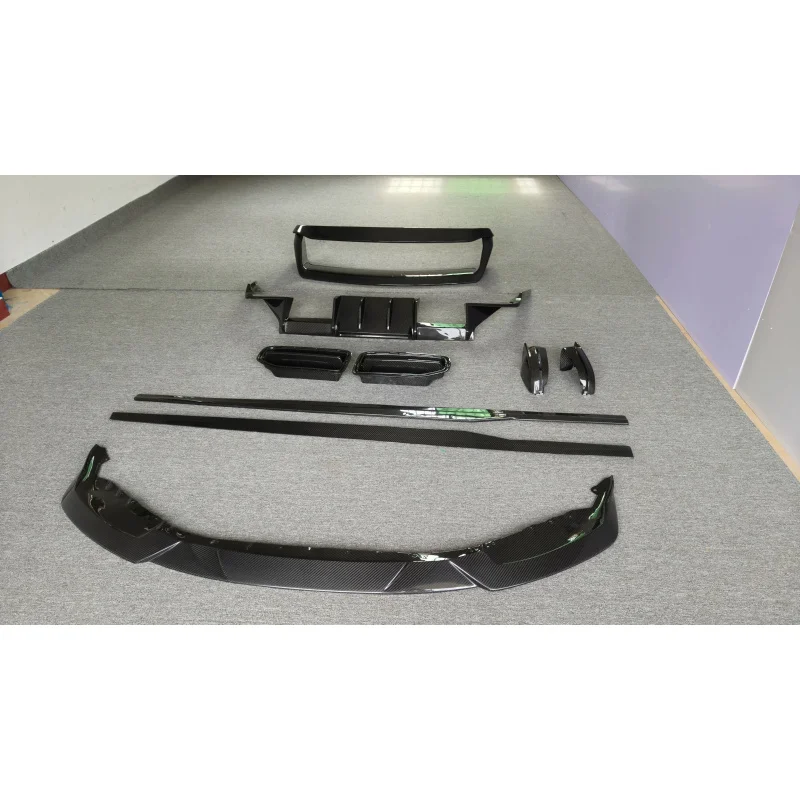 

Factory Hot Sale Dry Carbon Fiber Full Body Kit (Front , Lip, Side Skirts, Rear Spoiler) G