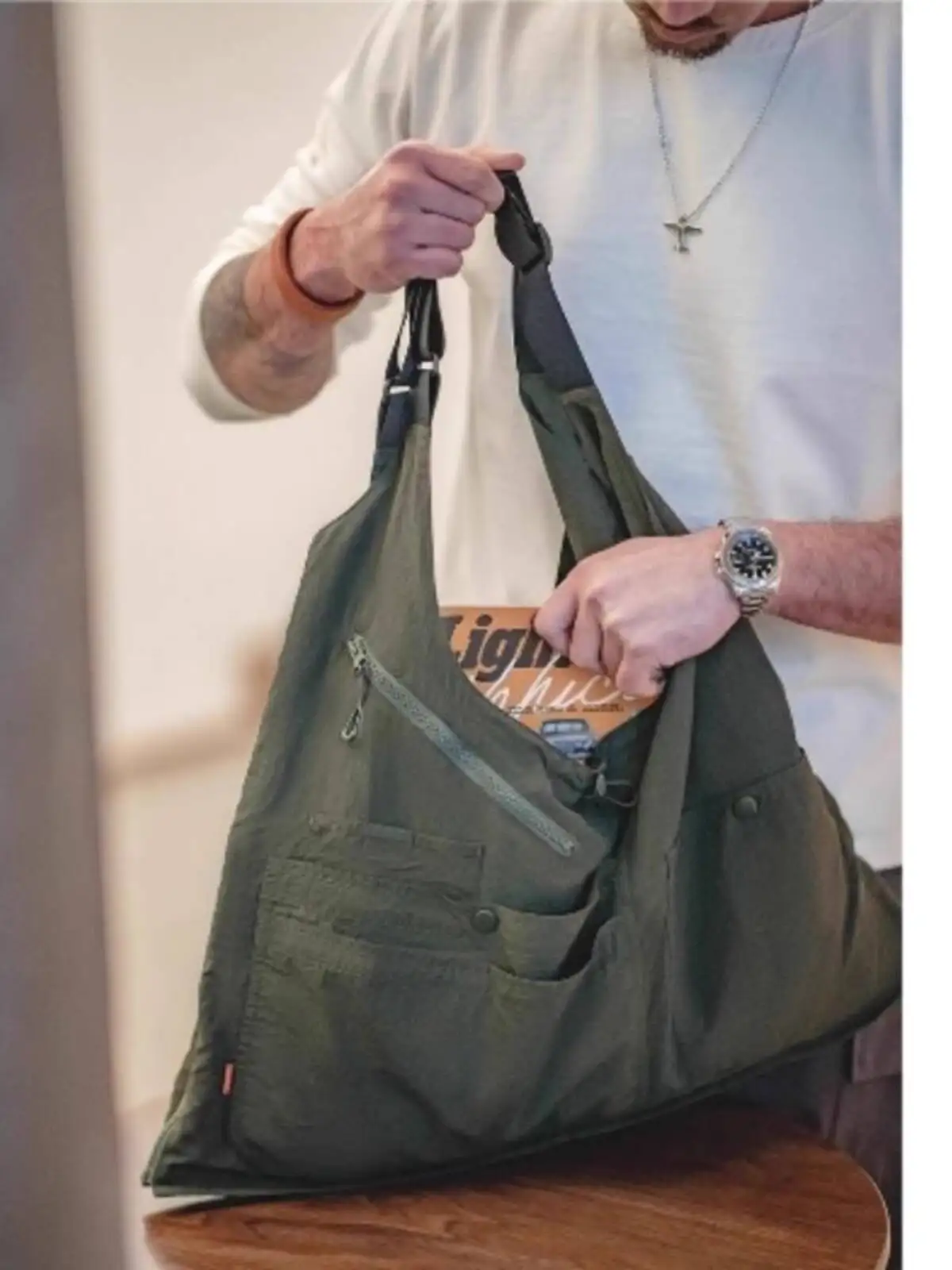 Loose Retro Cargo Vest for Men Outdoor Fishing Outerwear Japanese Functional Style Pocket Sleeveless Jacket Spring Autumn