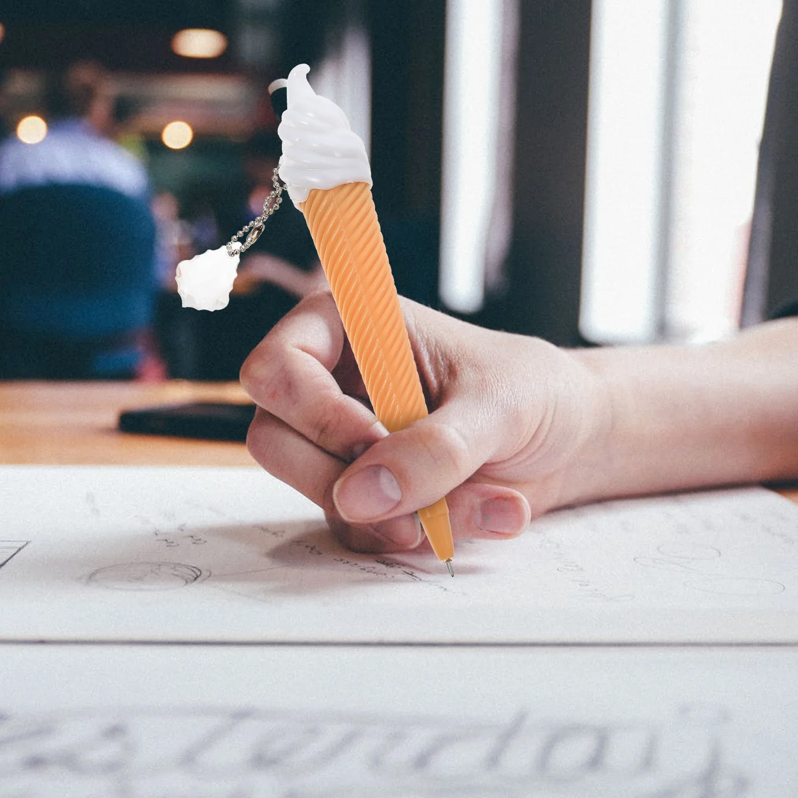 

12 шт., милые ручки с подвеской в виде мороженого, легкие гелевые ручки для студентов, школьный приз