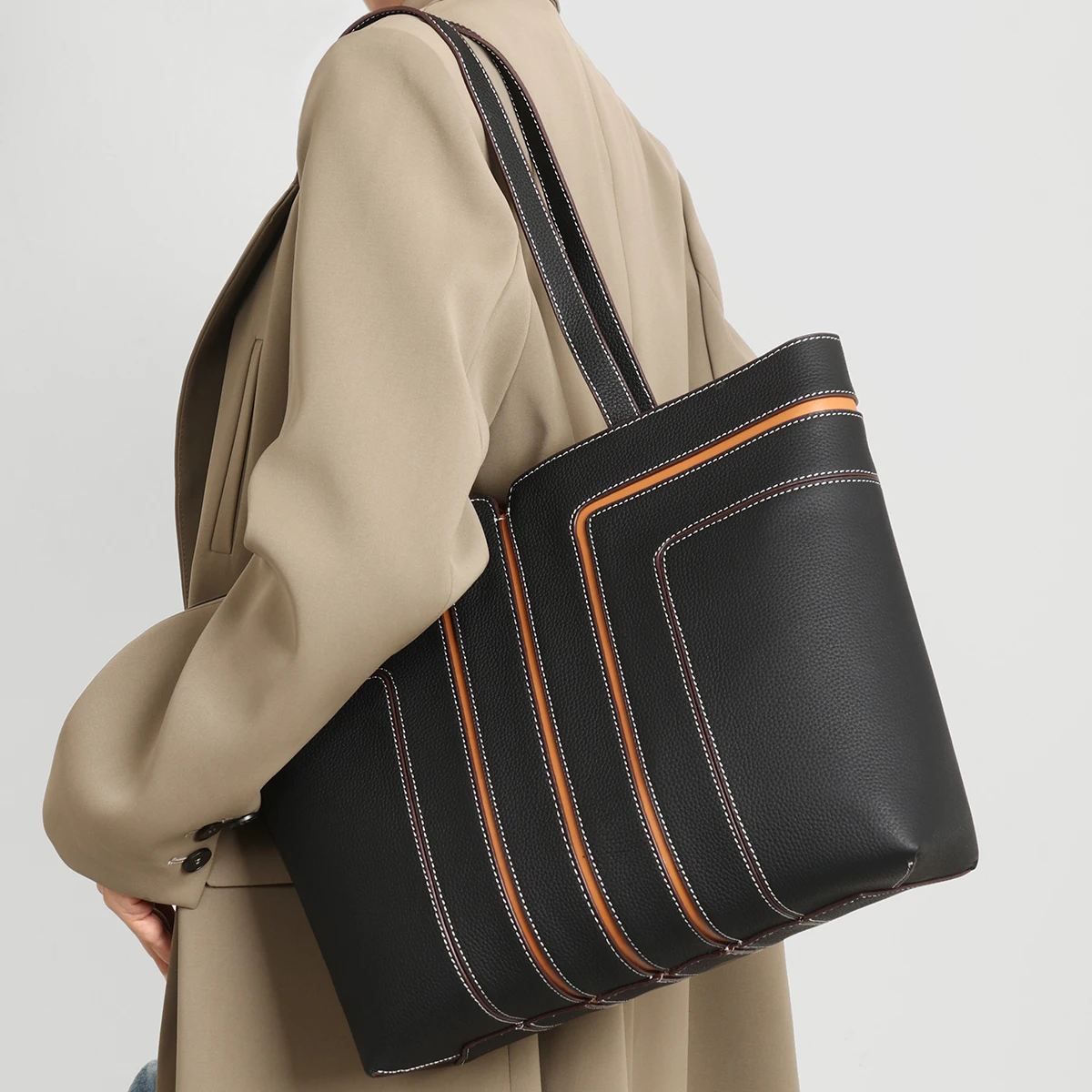 

Сумка через плечо из натуральной кожи, нишевый дизайн, популярная онлайн-сумка, большая вместительная сумка для путешествий, универсальная для ежедневных прогулок