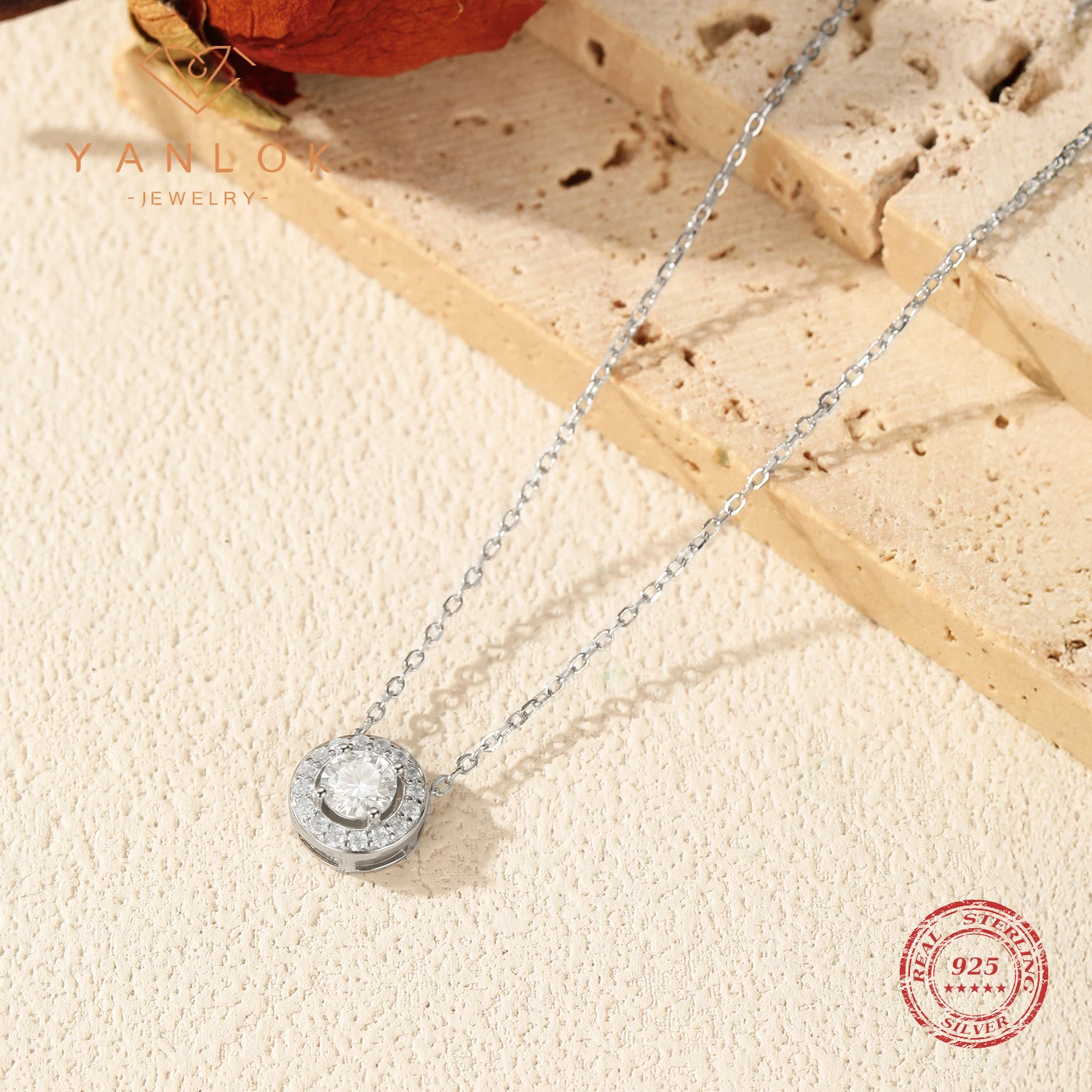 

YANLOK стерлингового серебра 925 пробы, высококачественное ослепительное круглое ожерелье с подвеской в виде ореола из муассанита для женщин, вечерние ювелирные украшения