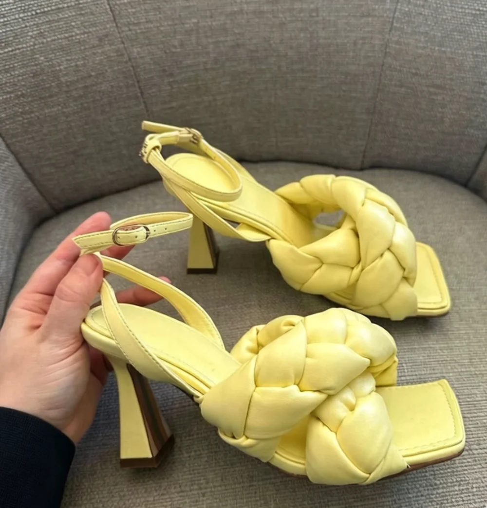 

Summer Daily Looks Woven Square-Toe Slingback Heels Sandals Chunky Flared Heel Adjustable Ankle Strap Braided Vamp Design
