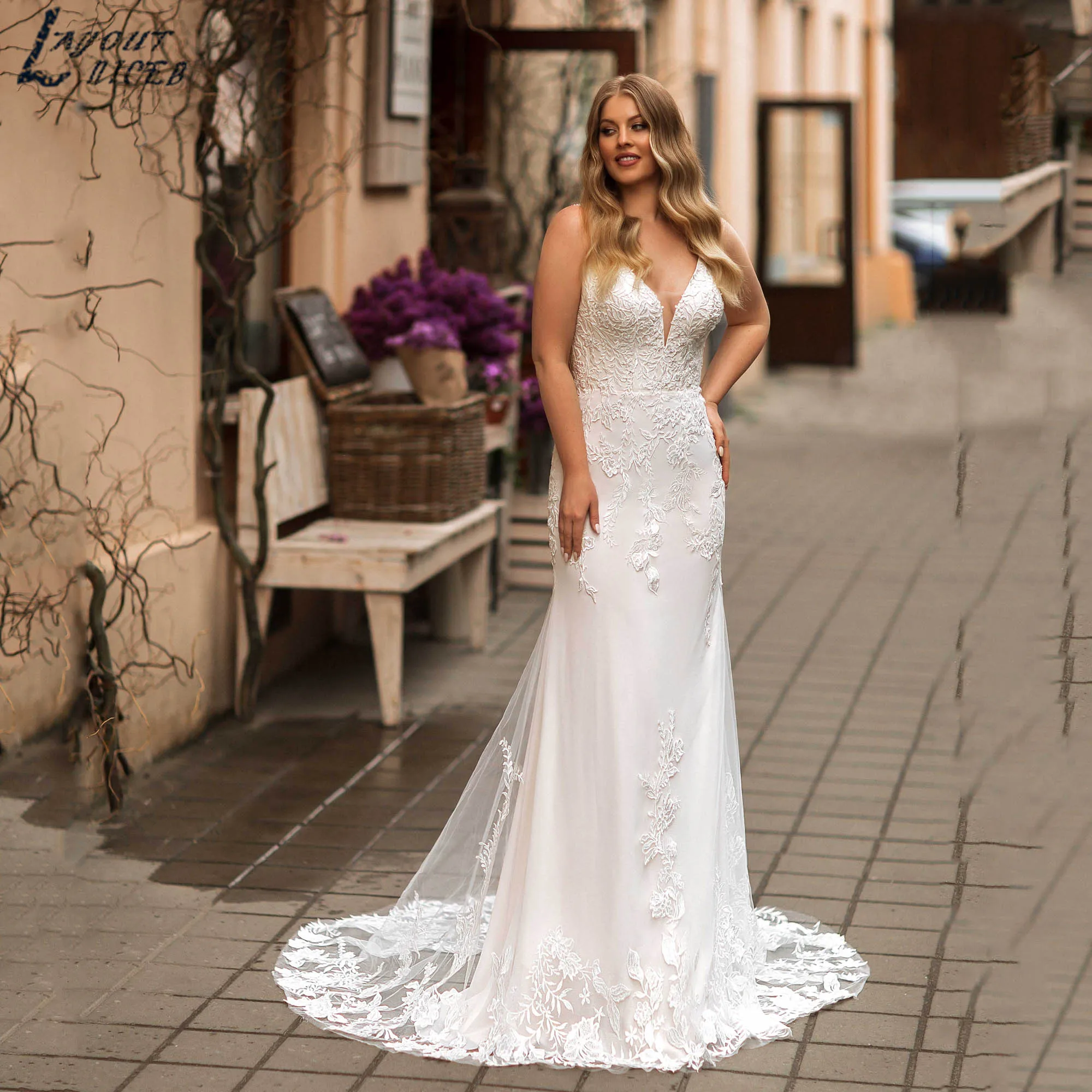 Mermaid Appliques Bridal Dress V-neck Spaghetti Straps Romantic vestidos de noiva A-line Tulle Backless Wedding Gowns Customized
