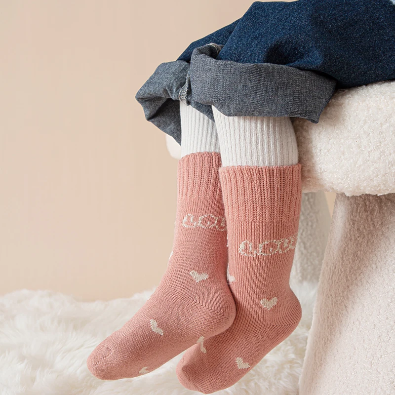 Girls' Thick Socks, Autumn and Winter Children's Thick and Velvet Middle Socks Love Warm Woolen Loop Socks 3-12Years