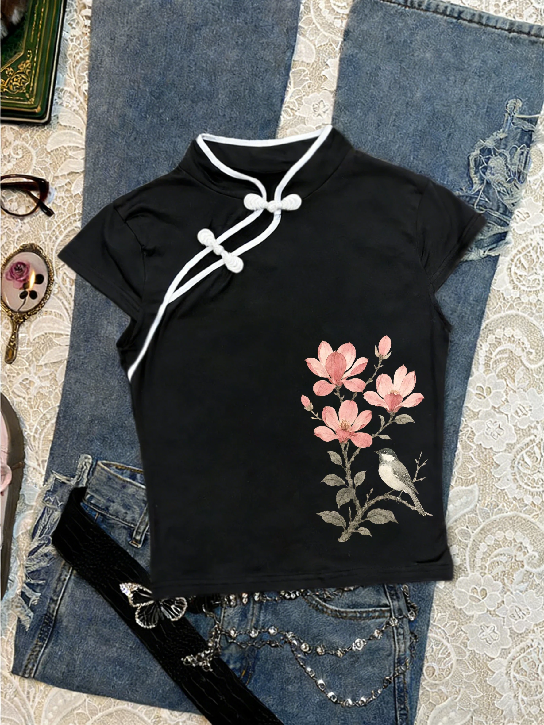 Modisches, vielseitiges, lässiges, esthetisches Harajuku-T-Shirt mit Aufdruck für Damen, Sommer, neuer chinesischer Stil, Retro-Slim-Classic-Top mit Schnalle