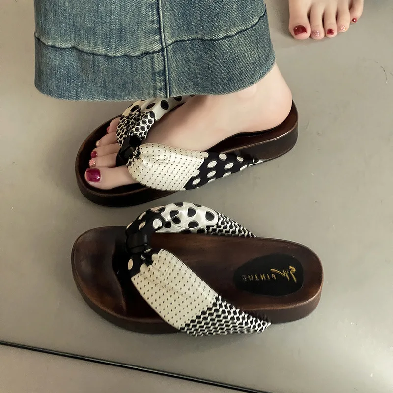 

Summer Floral Printing Slippers Women Bohemian Satin Strap Platform Wedge Flip Flops Outdoor Thick Bottom Beach Shoes Thick Heel