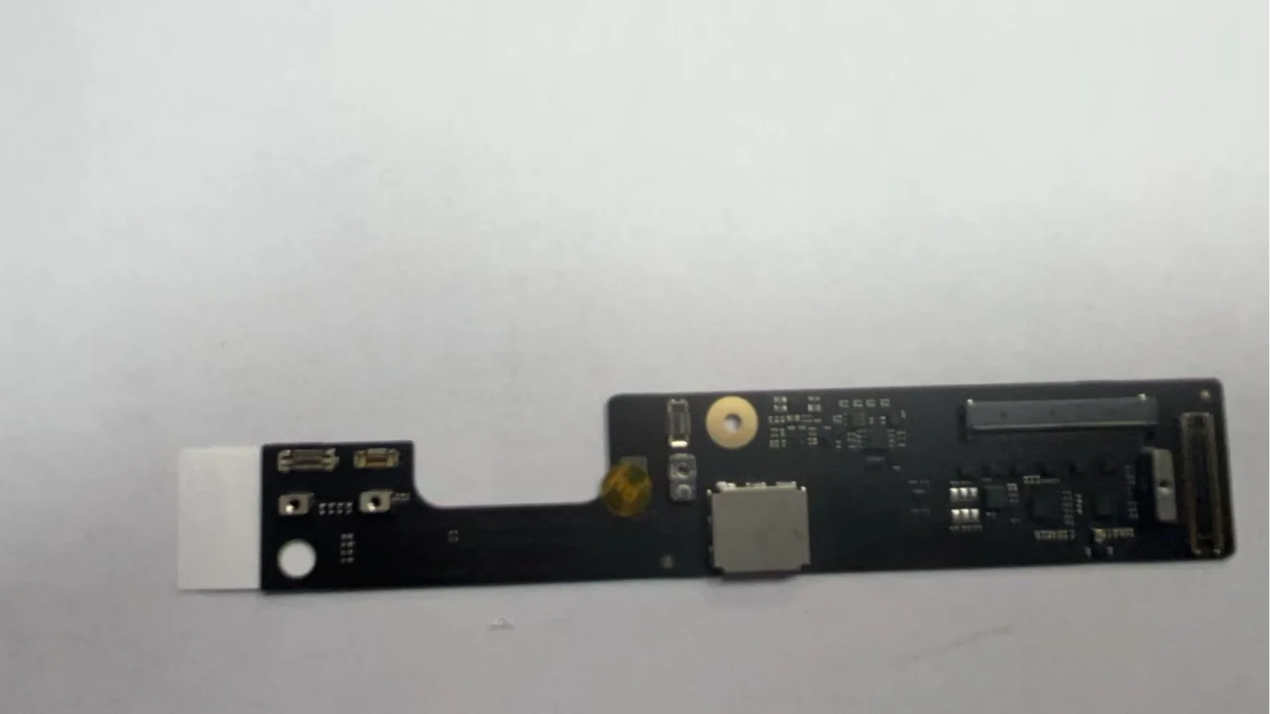 New A3113 Keyboard Connection Board For MacBook Air M3 13.6