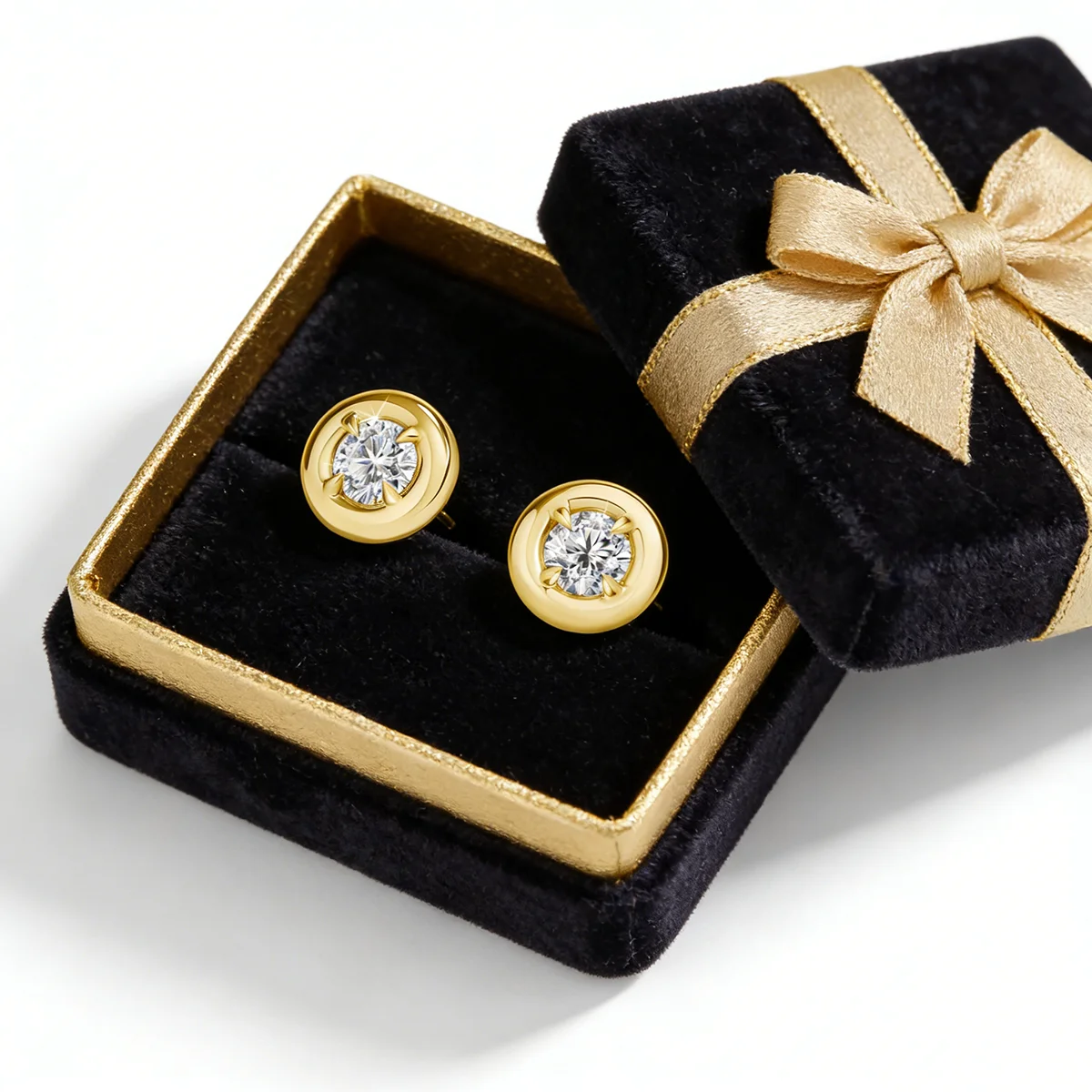 

Simple 14k Gold Filled 0.5CT*2 Round Moissanite Women's Stud Earrings For Men Exquisite Student Girlfriend Jewelry Good Quality