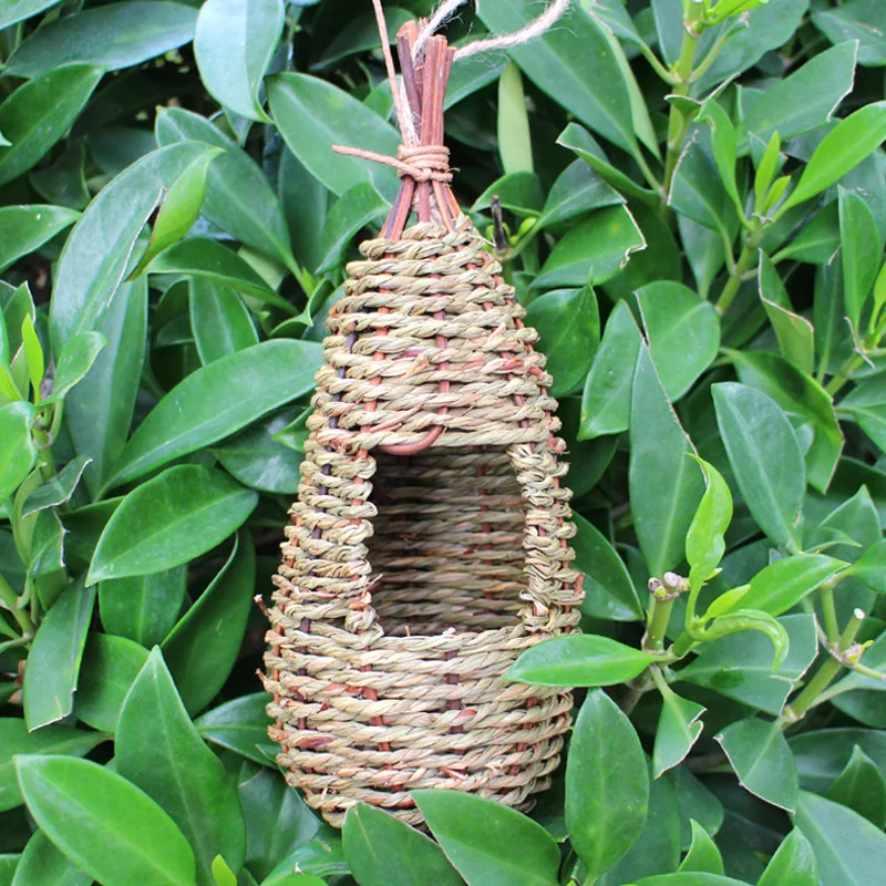 앵무새 Natural Cage Hanging Bird House Grass Handwoven Straw Bird Nest Parrot Hatching Outdoor Garden Hanging Cage Shelter Hideaway