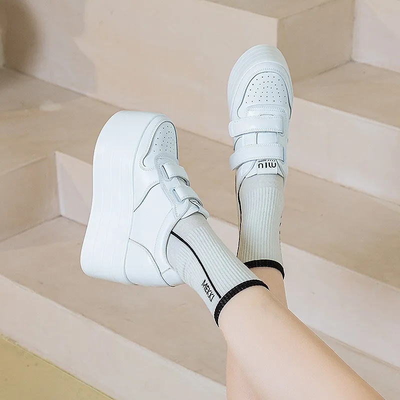 Wysokiej jakości 12cm syntetyczne buty z prawdziwej skóry kostki damskie jesienne wiosenne kowbojskie buty na koturnie wysokiej marki Chunky Sneaker