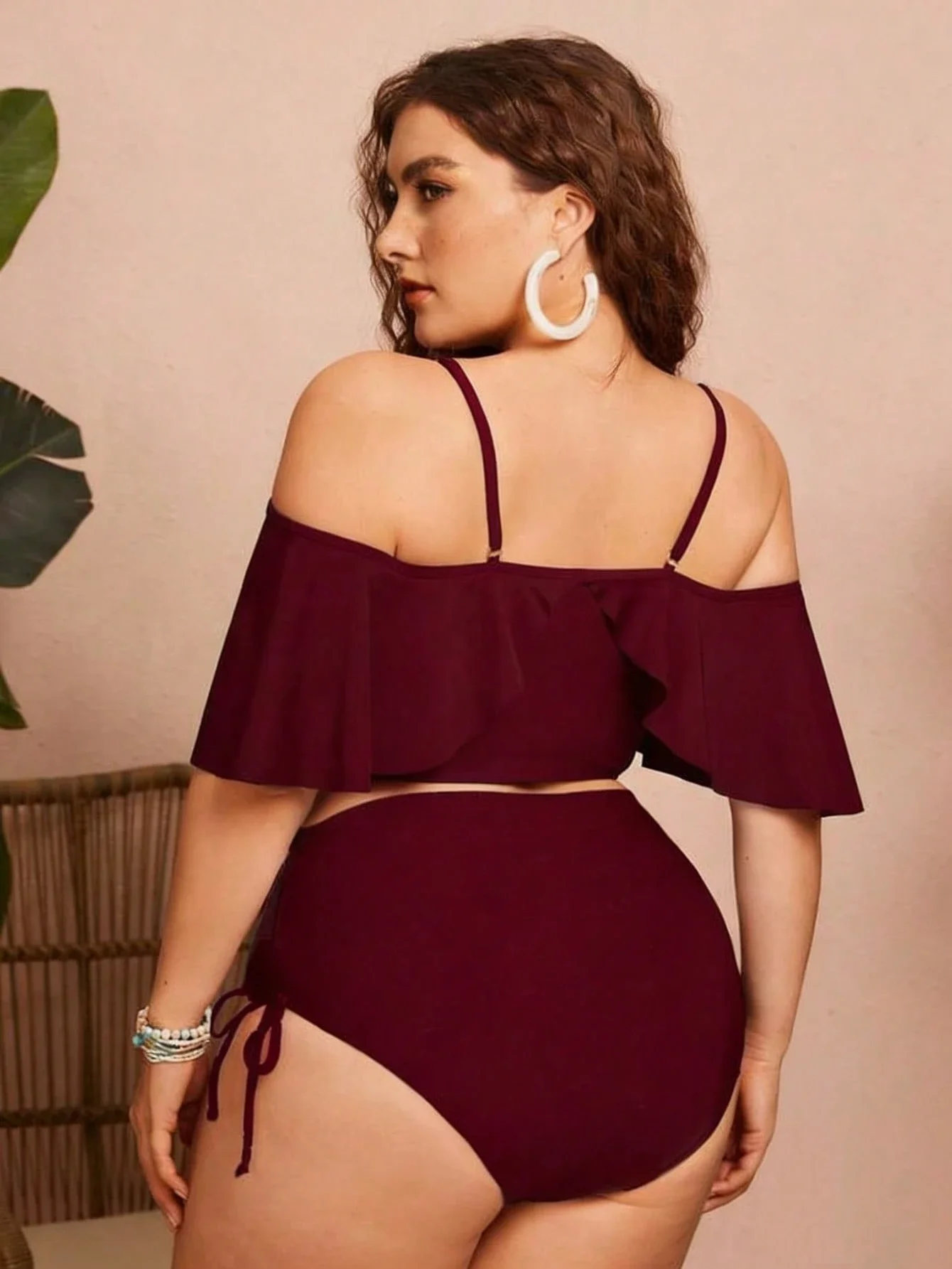 

Plus Size Women 2pcs Solid Off Shoulder Ruffle Drawstring Bikini Set