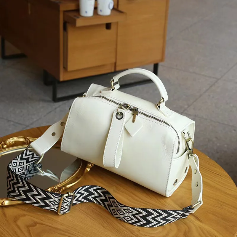 High quality and large capacity genuine leather women\'s bag retro small square bag, women\'s diagonal cross soft leather shoulder