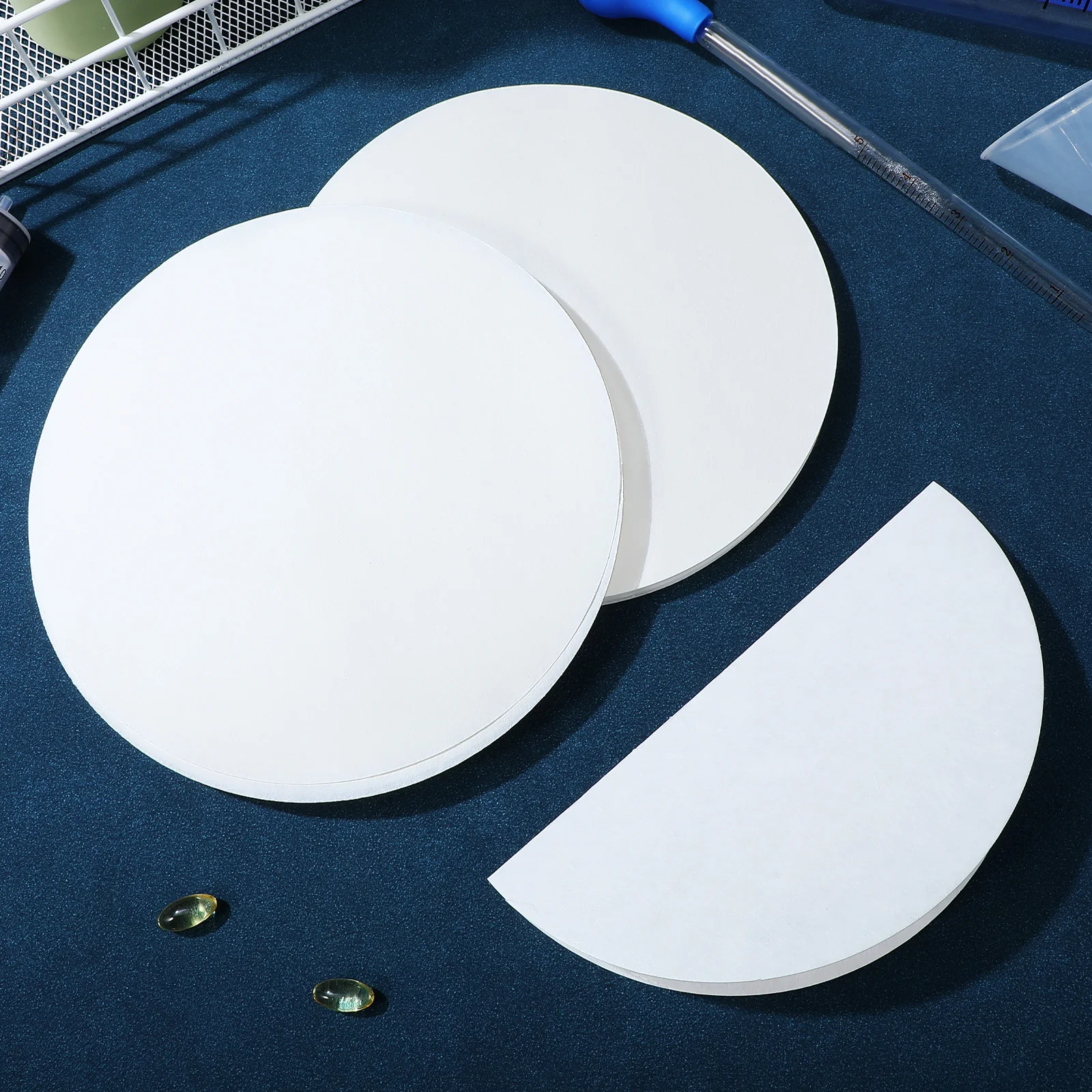 

100 pcs 18Cm Dia Medium Flow Rate Qualitative Filter Paper For Chemistry Experiments Discs White Lab Supplies Filtration