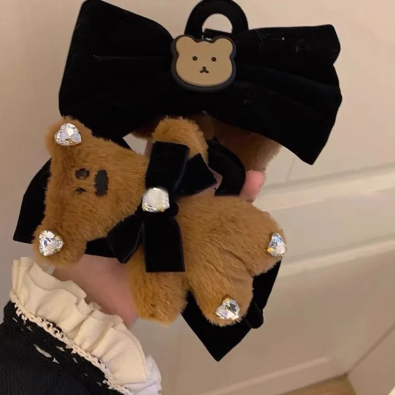 1pc Autumn and winter plush teddy bear bow clip double-sided black hair clip velvet disc hair shark clip hair accessory