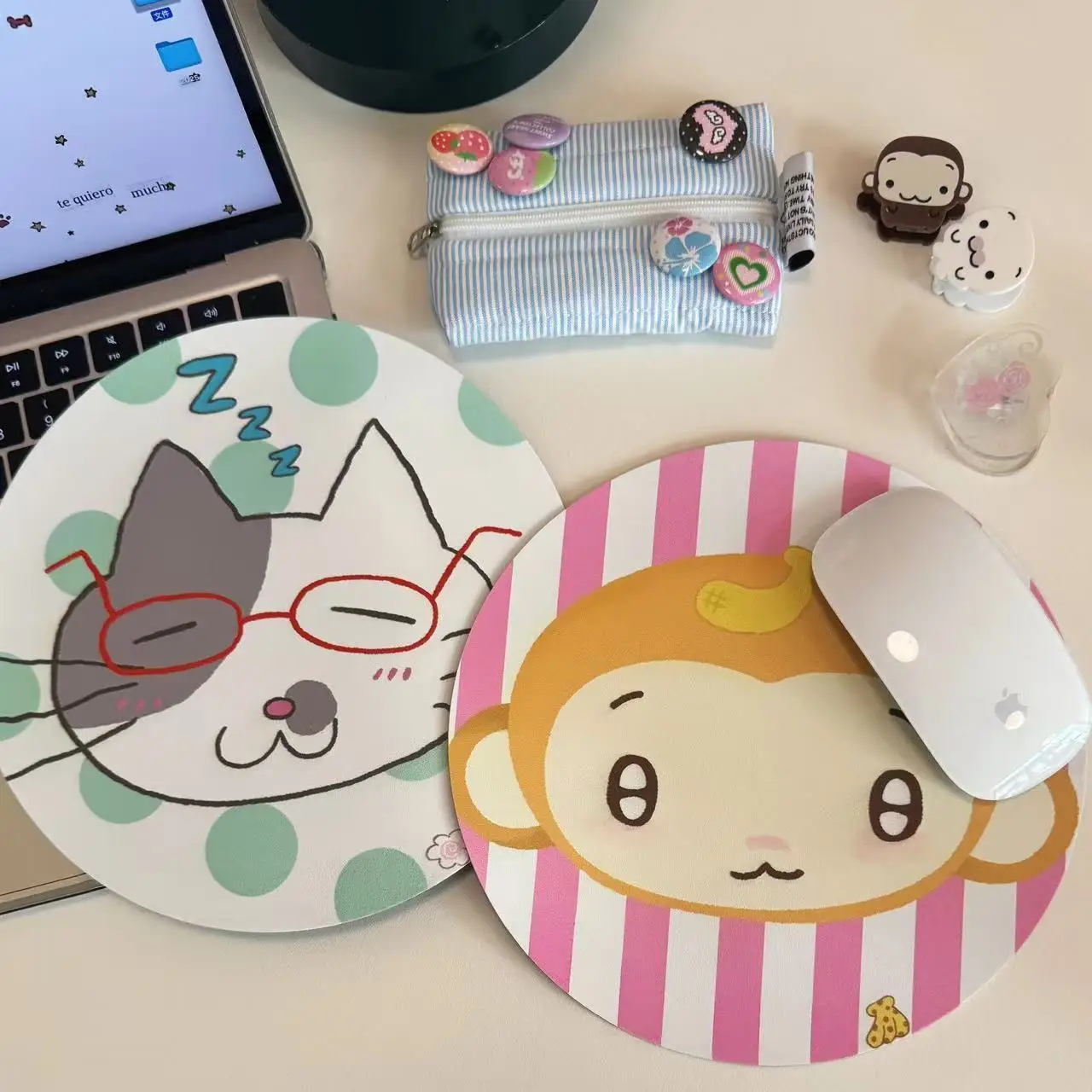 Korean Ins Round Creative Cartoon Monkey Cat Pink Strawberry Rubber Cute Kawaii Mouse Pads Anti Slip for Laptop Keyboard Dorm
