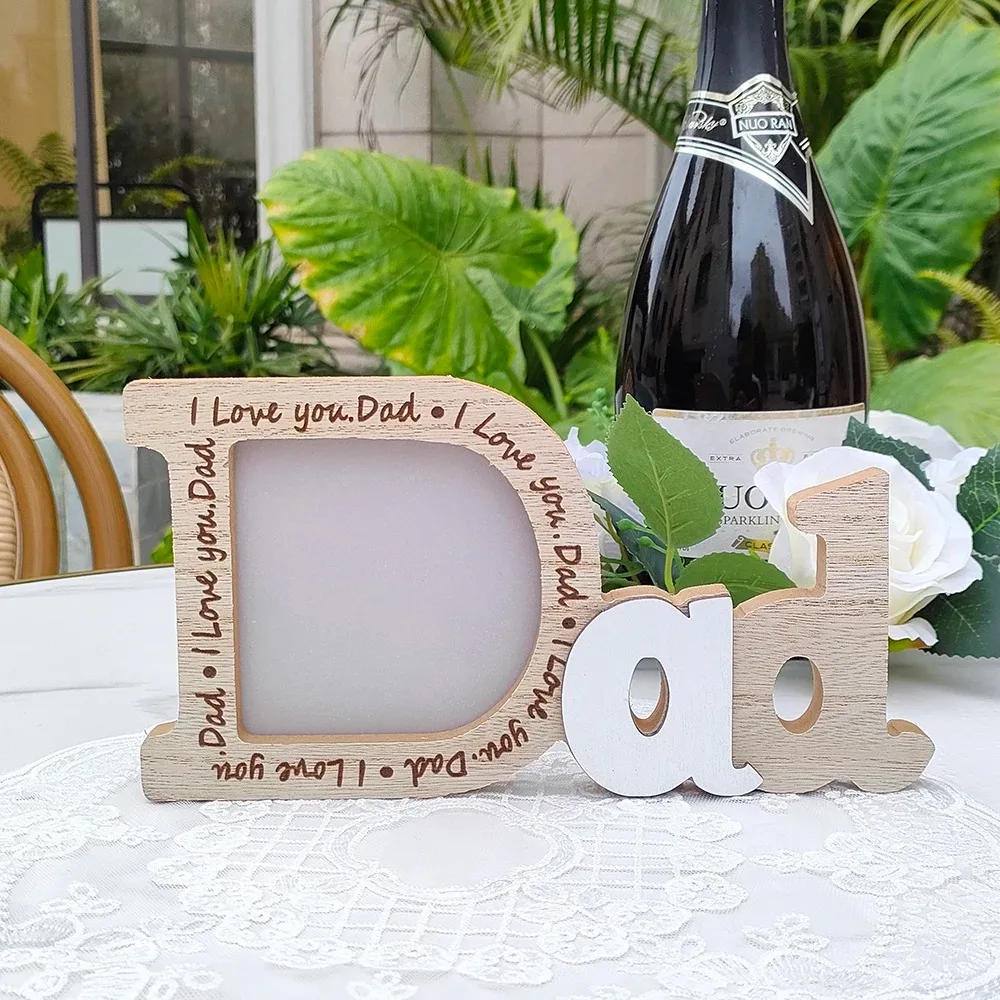 Heart Picture Frame, Wooden “Mr & Mrs” decoration Newlywed Photo Gift for Wedding Display