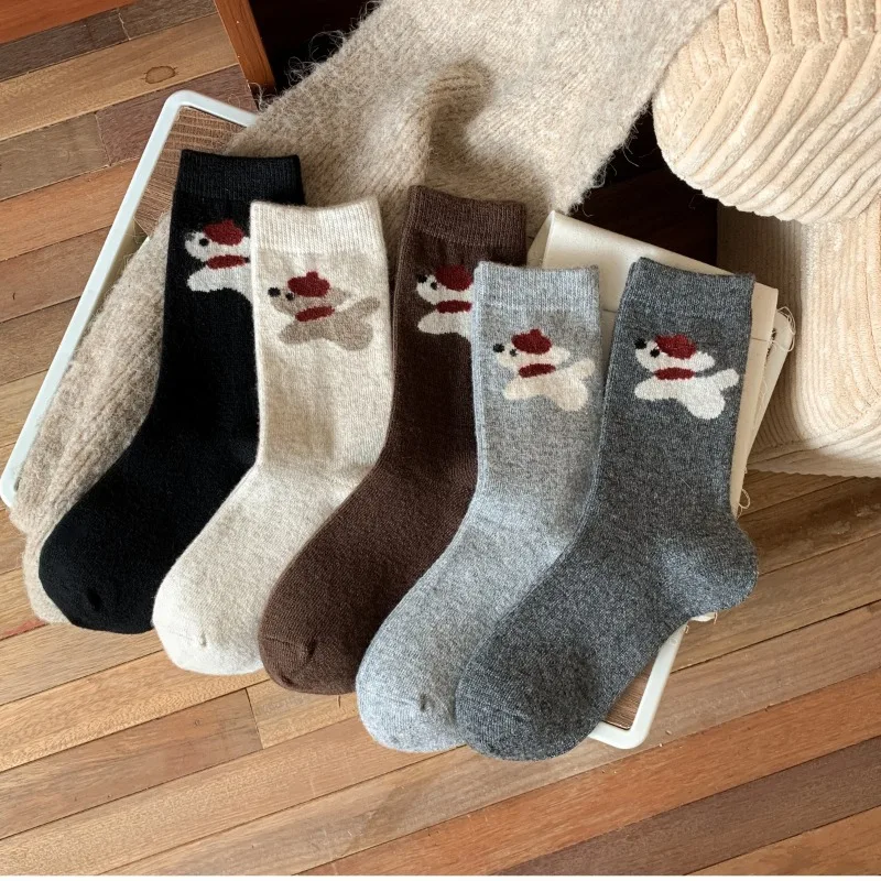 1/5 paar Frühling Herbst Neue Cartoon Bequeme frauen Socken Verdickt Warme Mitte rohr Socken Modische Vielseitige frauen Socken