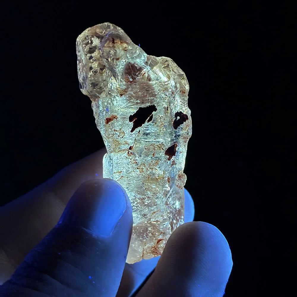 A0-1A Natural Mineral Crystal Specimen Home Decoration Quartz With Petroleum Inclusions Teaching specimen Decorative stone