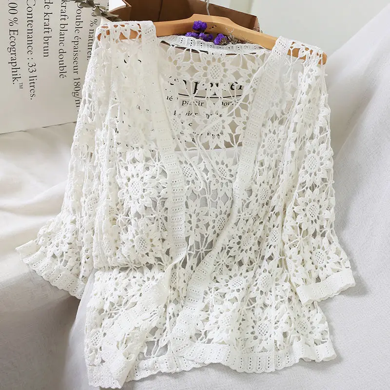 Summer thin shawl with new solid color lace camisole jacket, women\'s cardigan, hollowed out knit sweater