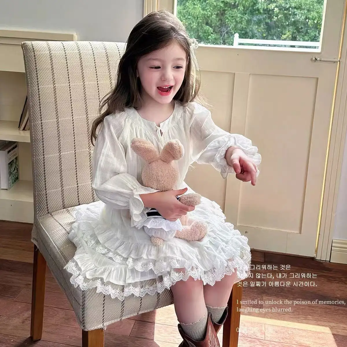 2025 New Baby Girls White Fashion Elegant Fall Long Sleeve Dress Princess Kids Sweet Party Dresses Enchanting Cake Skirt 1-8T