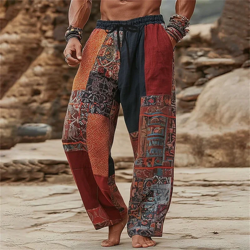 Herrenhose in Rotbraun mit Tribal- und Geometrischem Patchwork, Locker Geschnitten, Weites Bein, Lässige Sommerhose für Strand und Alltag mit Kordelzug und Seitentaschen – Detail 8