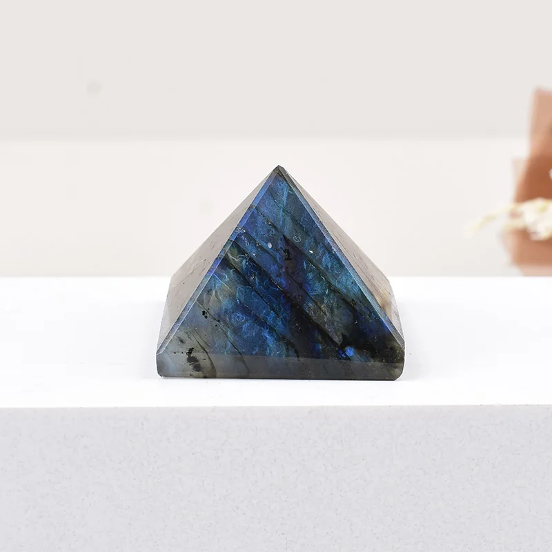 1Pc Natürliche Kristall Labradorit Poliert Pyramide Healing Stein Reiki Kristall Turm Mineral Geschenk Ornamente Hause Dekoration
