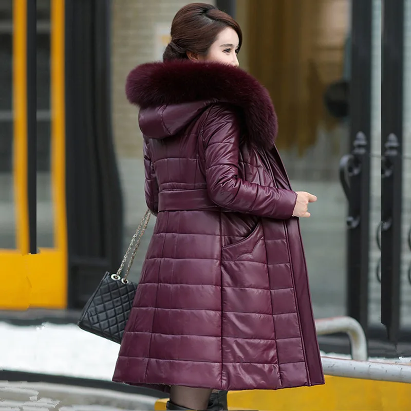 L-8XL New Women Long Leather Overcoat Winter 2021 Mother Sheepskin Coat Thicken Warm Fur Collar Hooded Jacket Outerwear Female