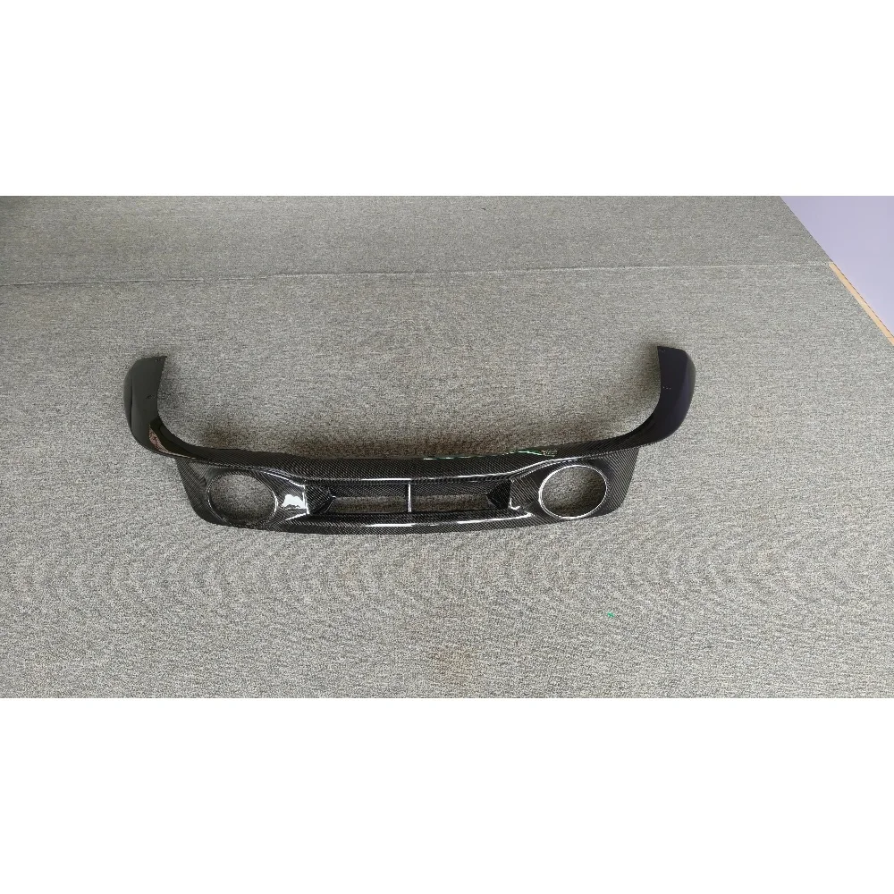 

High Quality Dry Carbon Fiber OEM Style Rear Lip Diffuser Suitable for Porsche 992Turbo S Upgrade and Modification