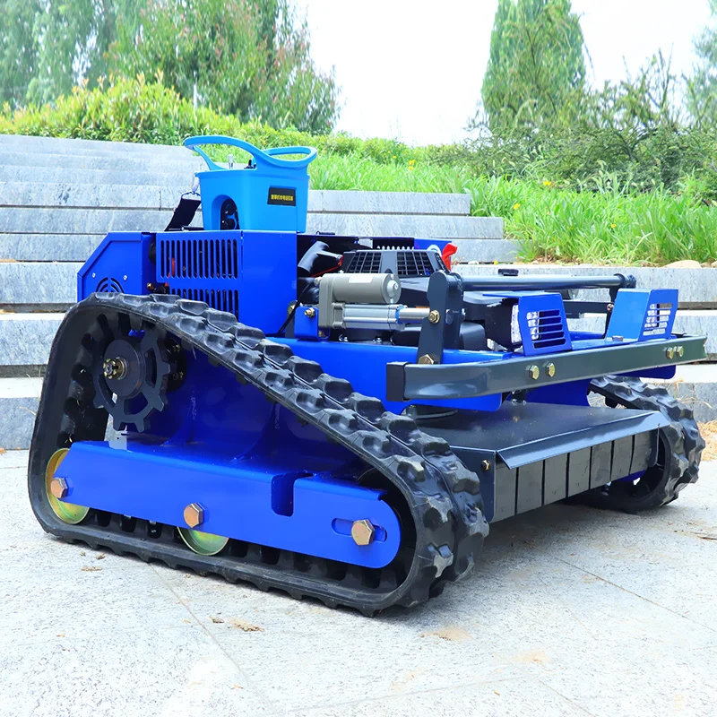 Mesin Pemotong Flail Robot Empat Tak Hemat Biaya yang Disesuaikan Pemotong Rumput Mulai Listrik Mesin Pemotong Track Flail CE EPA