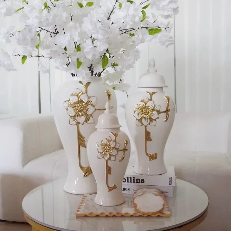 wholesale White and Gold Ginger Jar with flower  white ceramic vase for home decoration wedding Christmas (3 sizes)