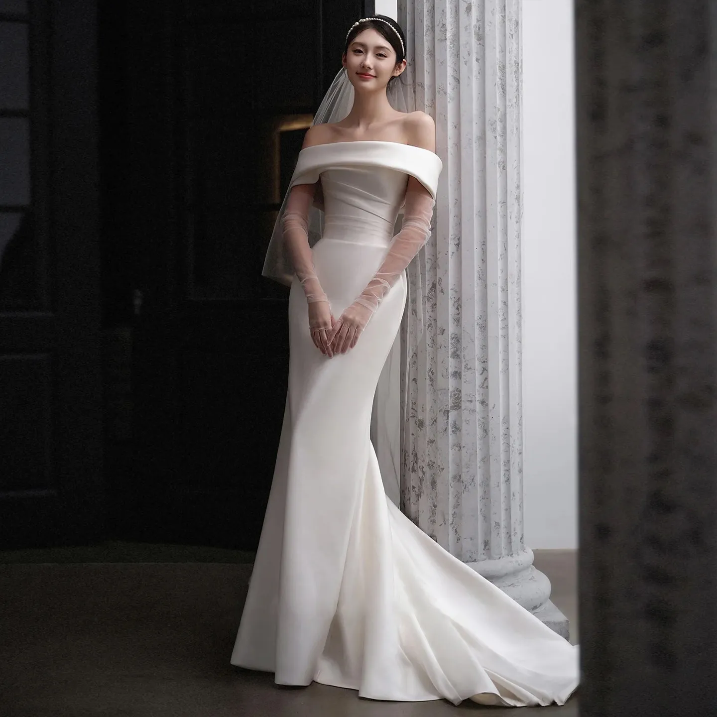 Off Shoulder Satin Mermaid Wedding Dress 2026 Simple Folded Neck Bridal Gown Slim Fit Small Train Wedding Dresses Custom Made