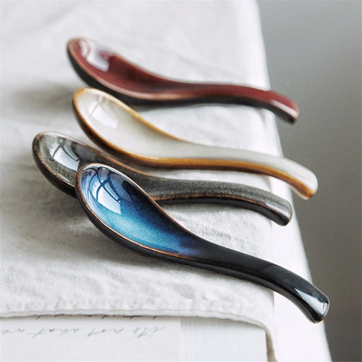 REST 4-teiliges Löffel-Set, Japanischer Stil Lamian Nudel-Löffel-Set, Blaue Keramik-Löffel, Retro Porzellan-Löffel