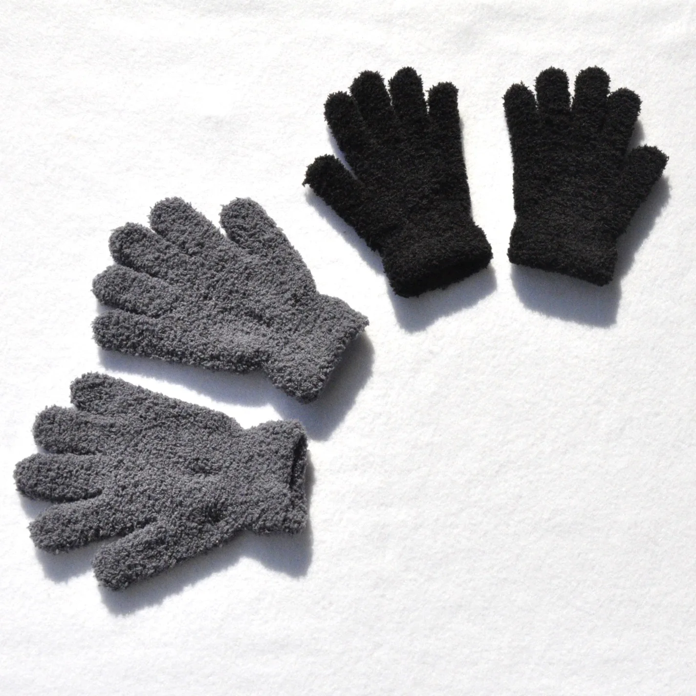 Guantes de lana de Coral para niños, manoplas de dedo completo peludas de felpa gruesa, suaves, para escritura, mantiene el calor, de 5 a 11 años, Invierno