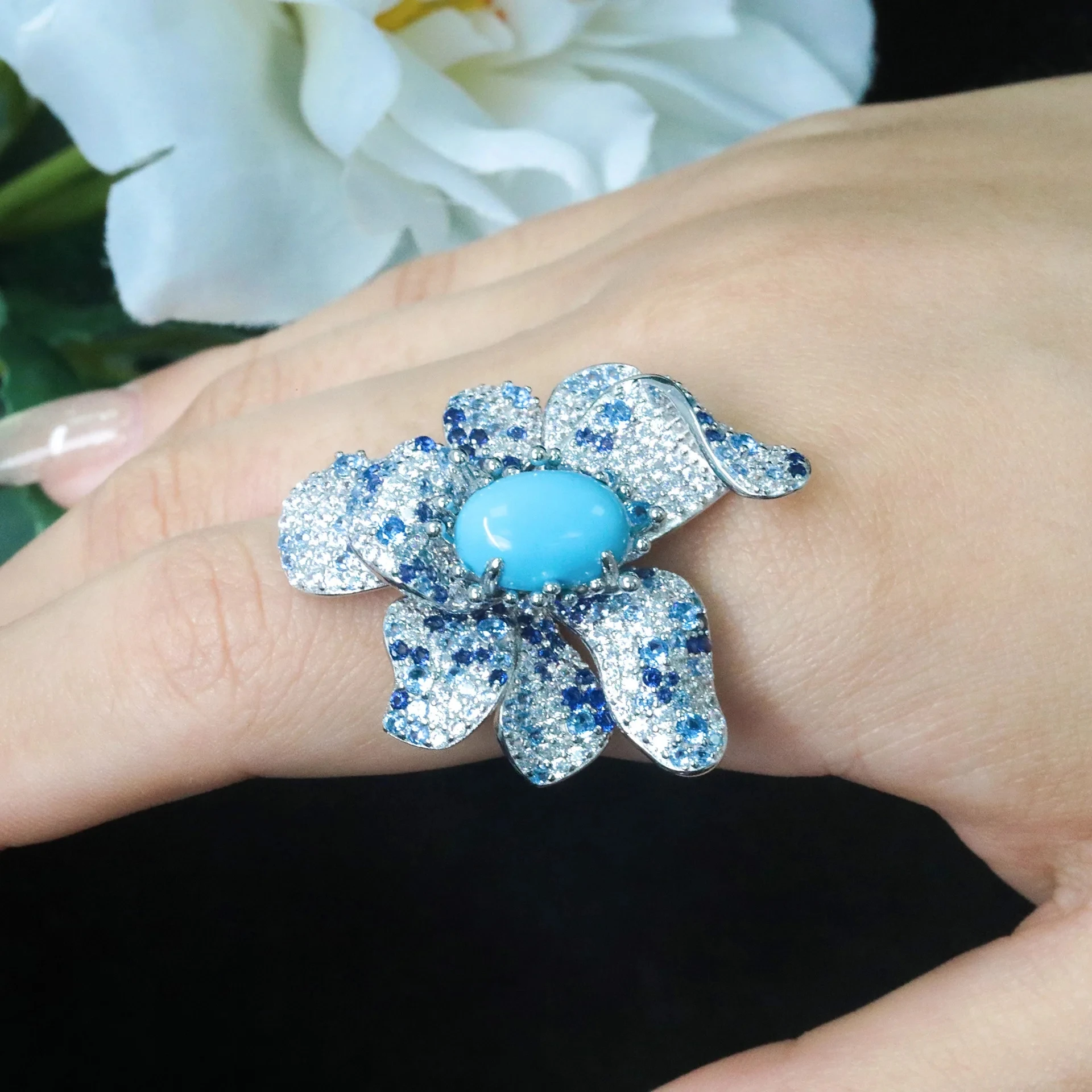 Elegant 925 Sterling Silver Ring Artificial Oval Turquoise Luxury Flower Design Fine Jewelry for Women's Banquet Daily Gifts