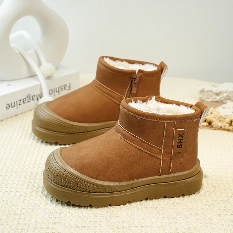 

2025 Winter New Children's Fashion Round Head Velvet Warm Snow Boots Boys Outdoor Waterproof Cotton Shoes Girls Short Boots
