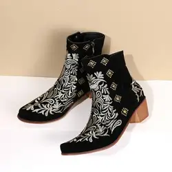 Stivali da Cowgirl neri da donna stivaletti scarpe con strass scarpe con Goth scintillanti stivali da Cowboy con punta a punta ricamati con tacco grosso