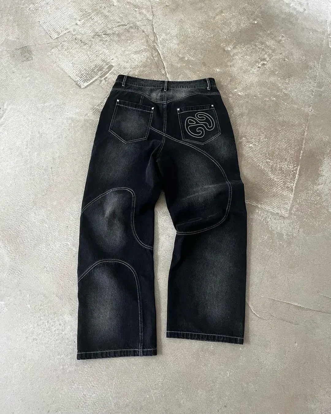 Street washed punk vintage men patchwork jeans Y2K fashionable loose fitting Gothic high waisted Harajuku straight leg pants