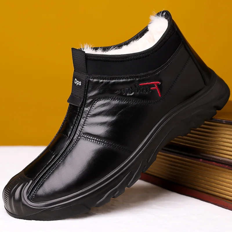 

Men's large-sized cotton shoes with fleece for winter warmth, soft soles, anti-slip and comfortable leather boots
