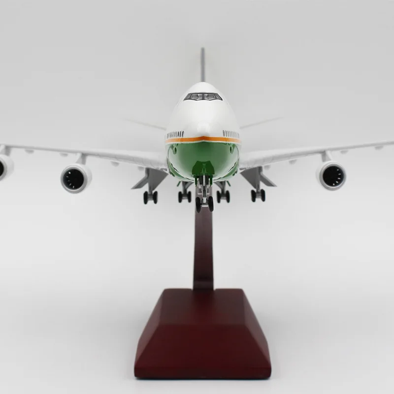 EVA Airlines Boeing 747 Model Aircraft 47CM 1:150 Scale With Wheel LED Light Die-casting Machine Collected Gift By Aviation