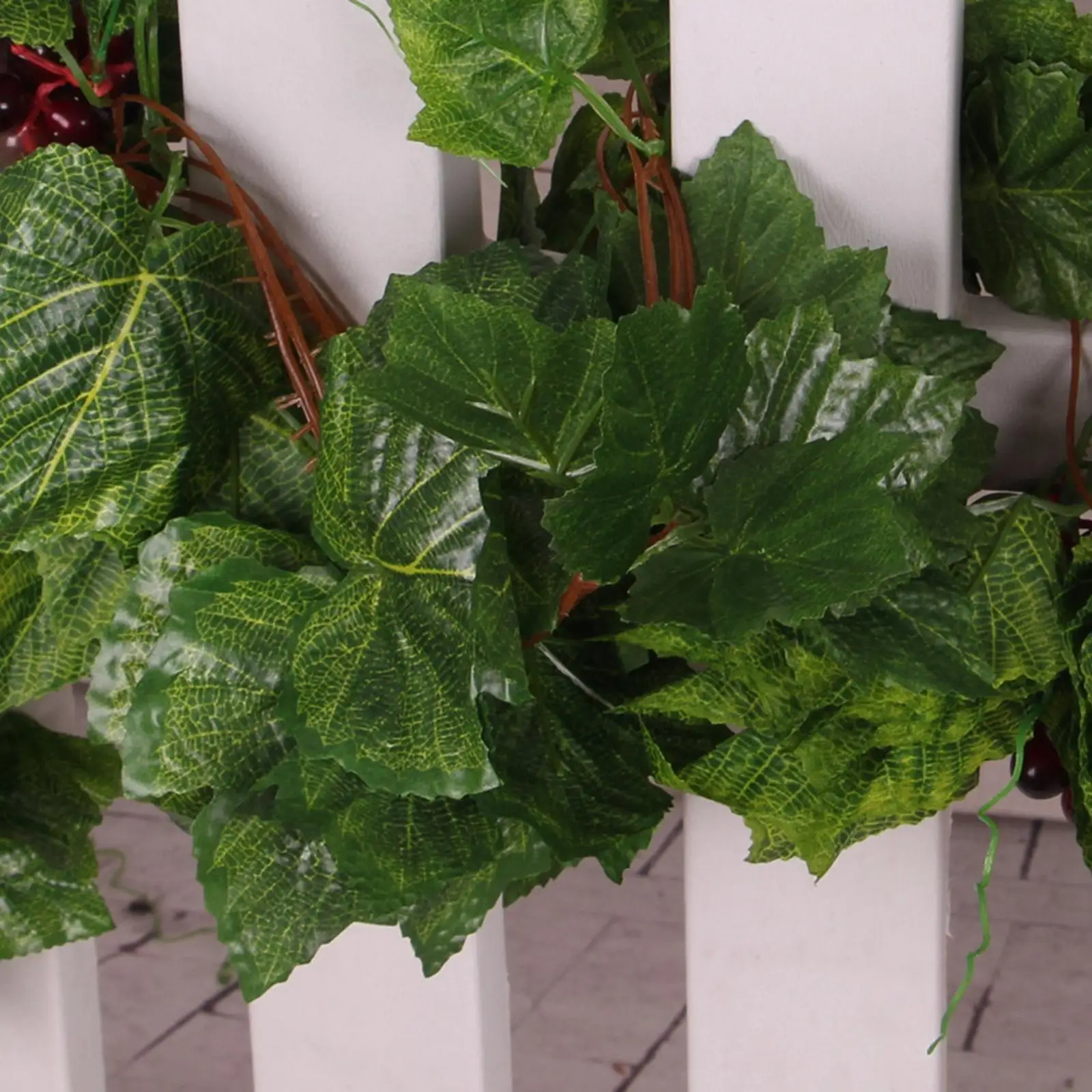 vite-artificiale-con-uva-in-plastica-rattan-intrecciato-frutta-finta-e-foglie-per-decorazione-pareti-di-casa-e-feste